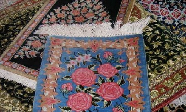 Mechanical and handmade carpets